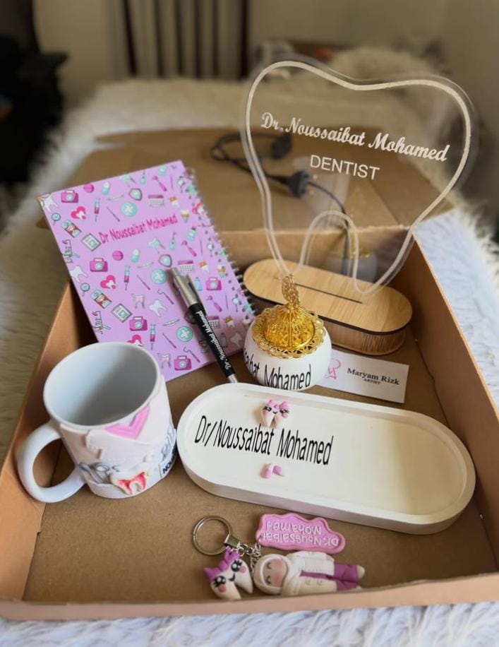 Personalized dental gift hamper and acrylic plaque